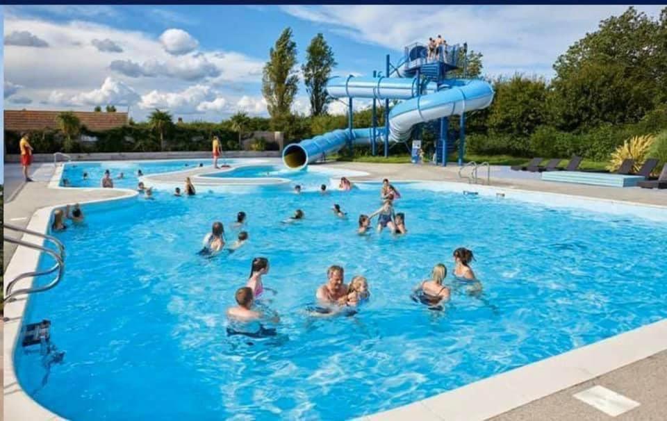 Golden Sands Beach Activities Sea Holiday Relax Mablethorpe Buitenkant foto
