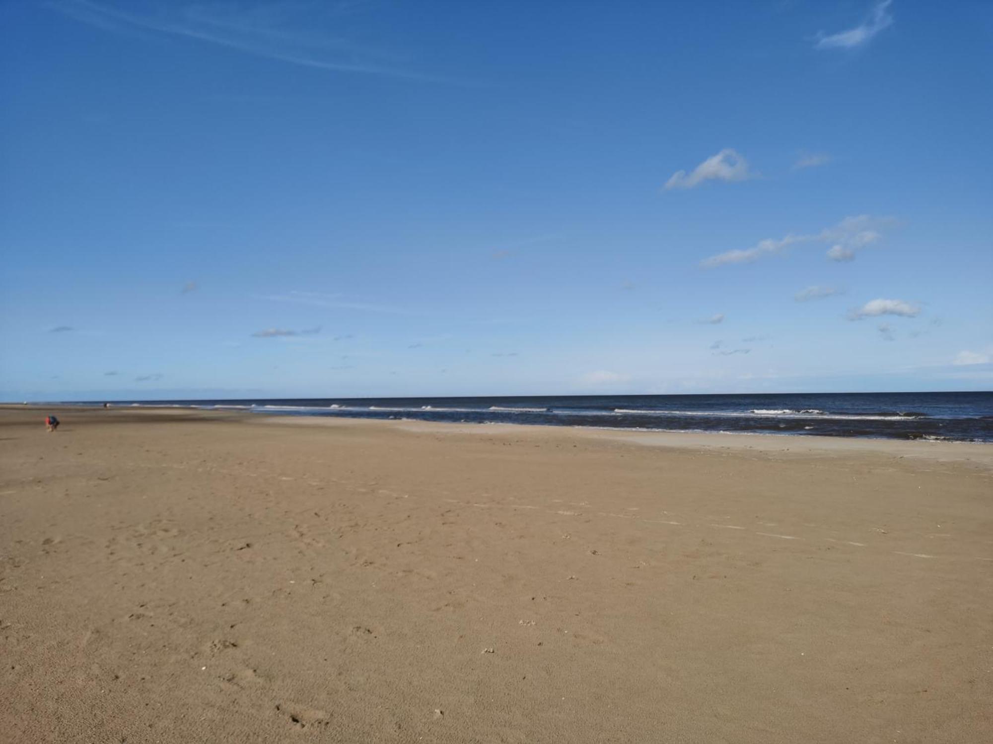 Golden Sands Beach Activities Sea Holiday Relax Mablethorpe Buitenkant foto